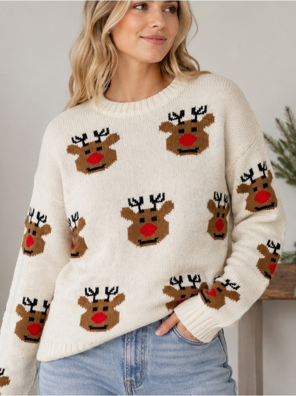 Urban Heritage Rudolph Reindeer Christmas Sweater Women’s L/G Cream Novelty Knit